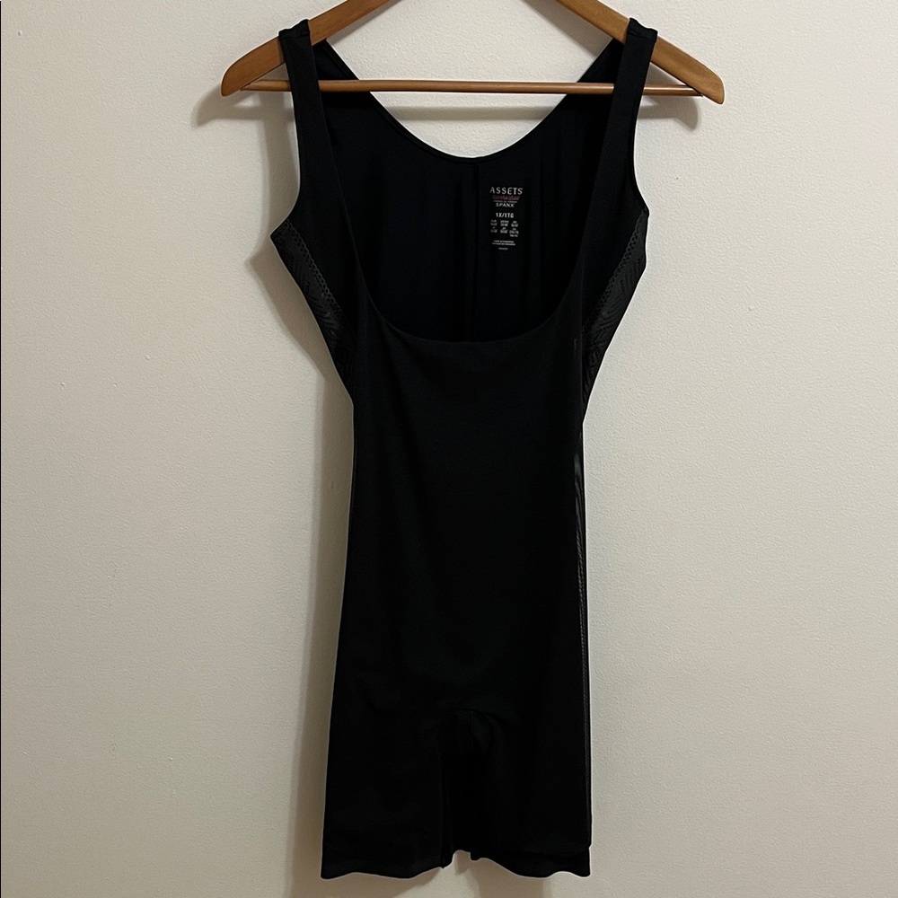 SPANX Assets Black Sculpting Open Bust Shapewear Bodysuit Slimming Plus Size 1X